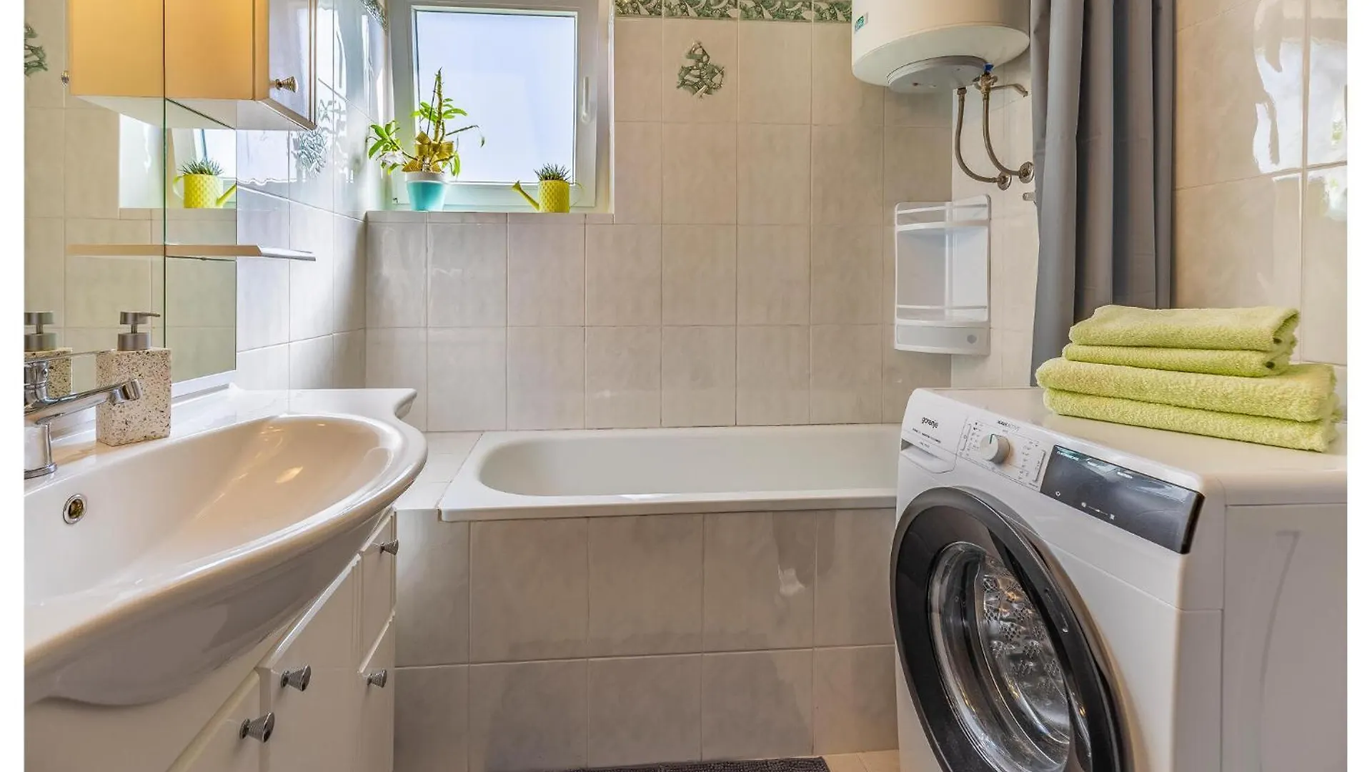 Cozy Apartment In Fazana With Kitchen Croatia