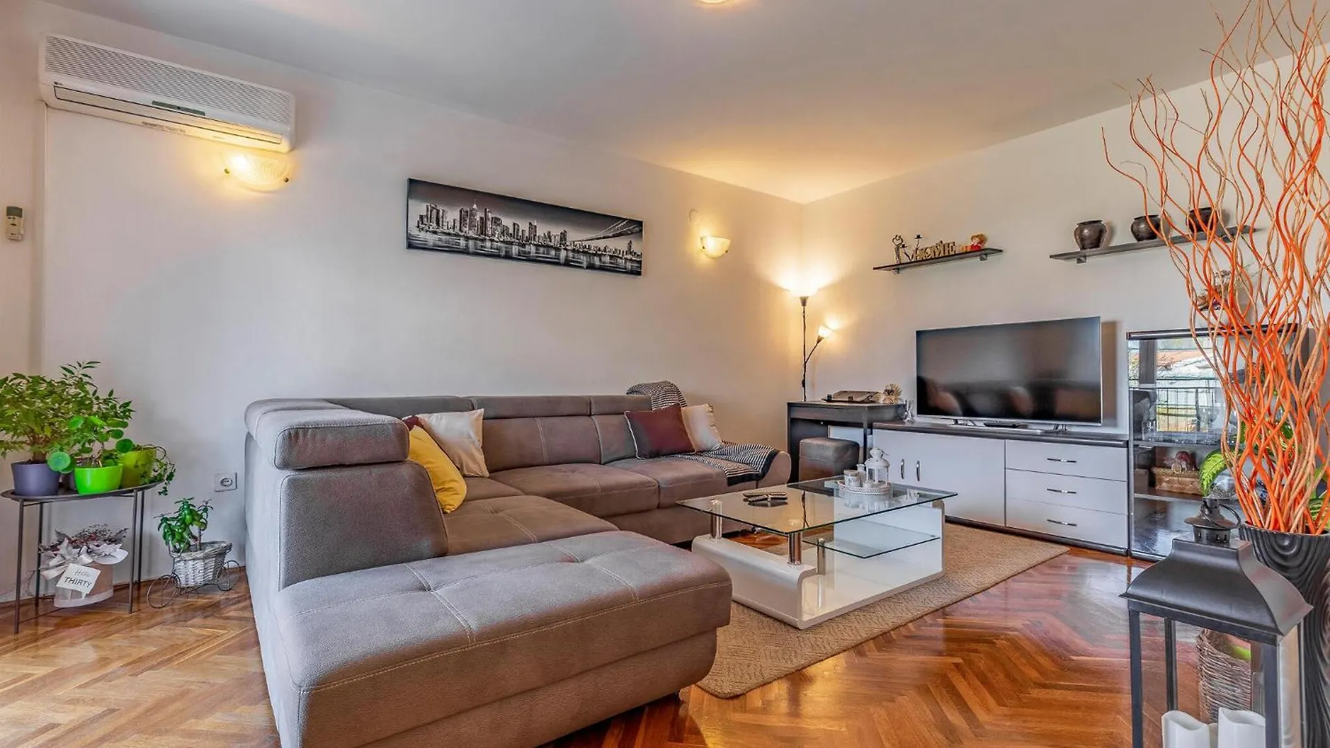 Cozy Apartment In Fazana With Kitchen